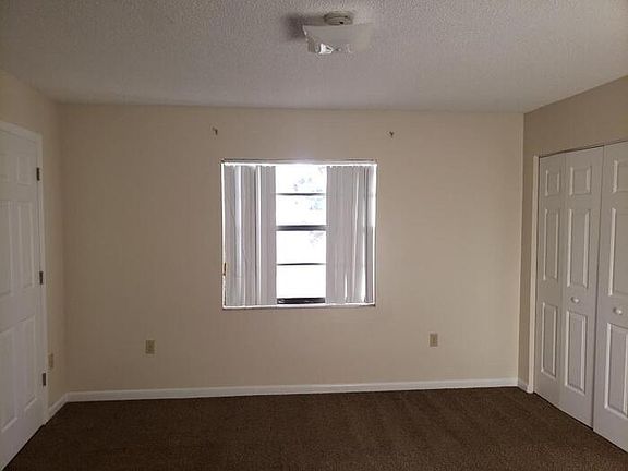 4th image of 3361 NE 59th Ter