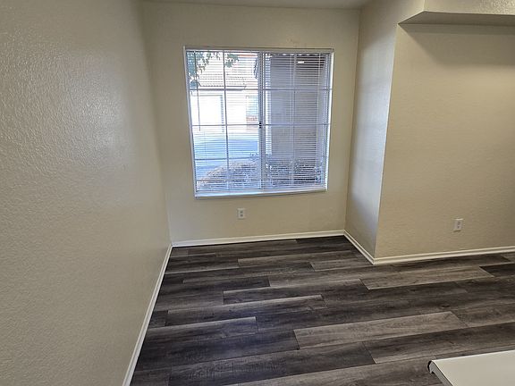 4th image of 1365 Crafton Ave APT 1060