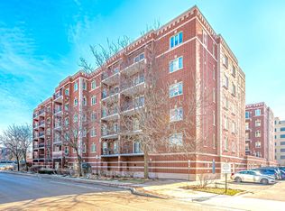 5005 Warren St W #207, Skokie, IL 60077