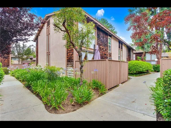 1086 Cabrillo Park Dr APT C, Santa Ana, CA 92701
