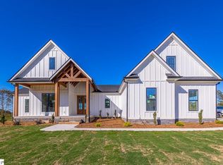 3414 Fairview Rd, Fountain Inn, SC 29644