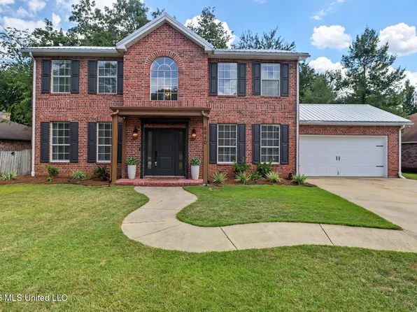 8940 Anahola Pl, Diamondhead, MS 39525