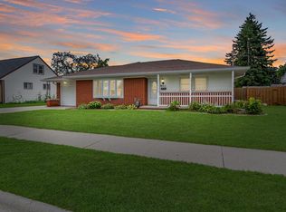 1611 Delores St, Green Bay, WI 54304