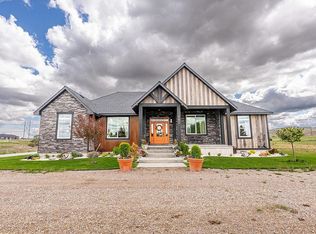 161 Snake River Dr, American Falls, ID 83211