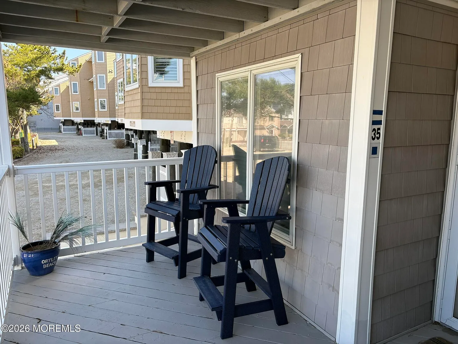 2 bed, 774 sqft, $3,200 — Photo 4