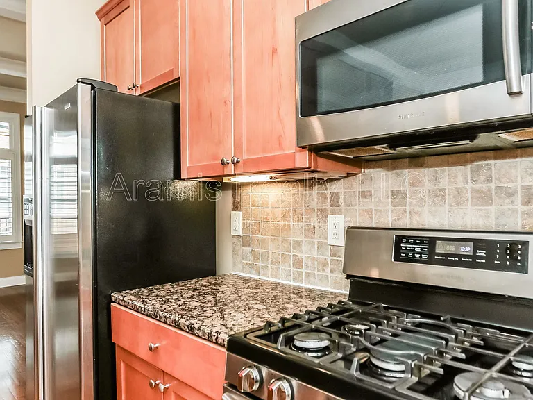 1258 Dekalb Ave NE — Photo 7