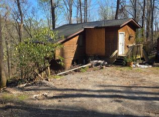 90 Weeping Cherry Forest Rd, Fairview, NC 28730