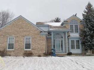 44466 Palmer Rd, Canton, MI 48188