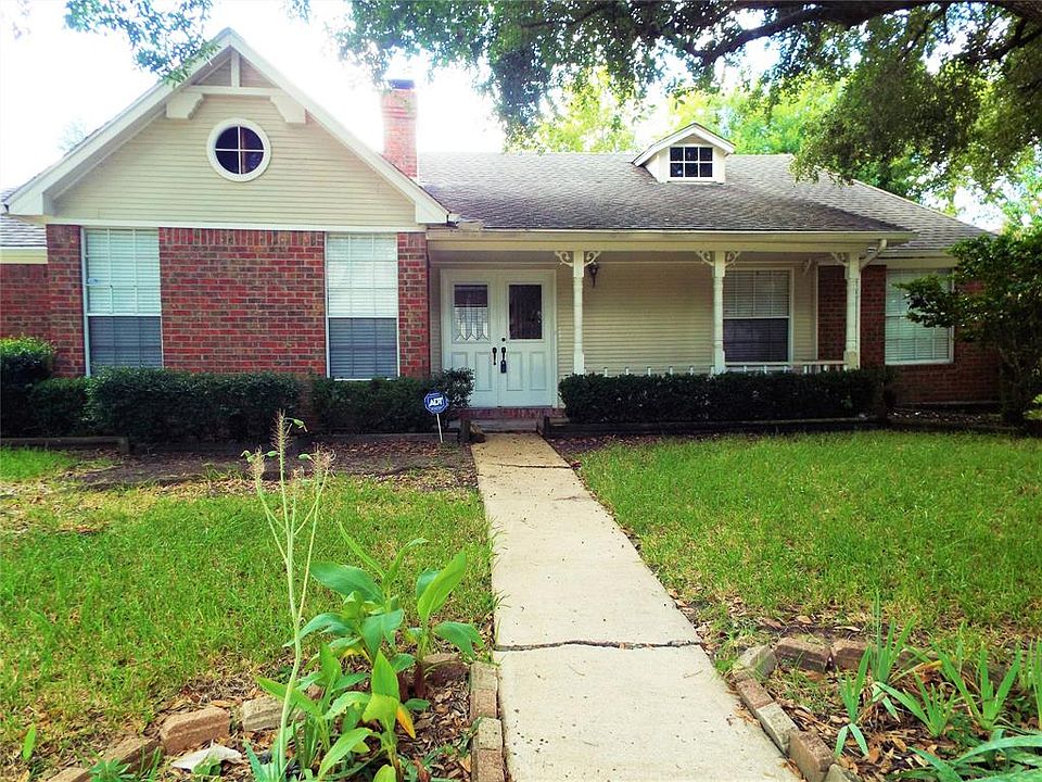 1st image of 14931 Mesita Dr