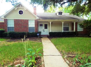14931 Mesita Dr, Houston, TX 77083