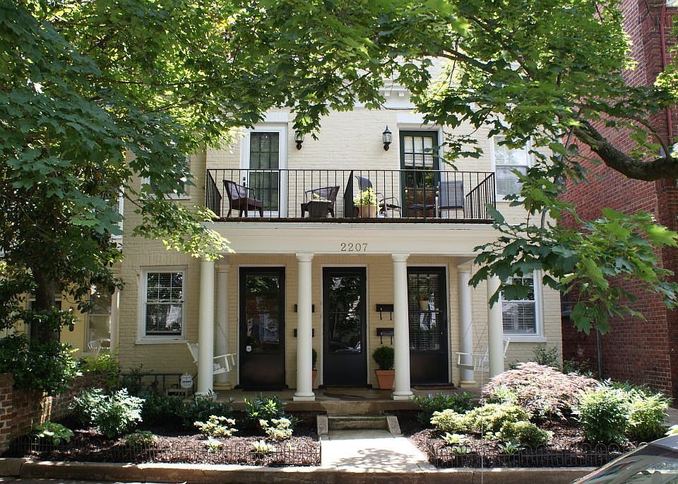 1st image of 2207 Park Ave