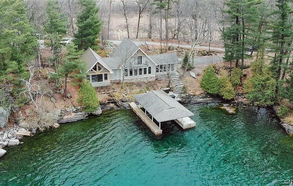 1st image of 25 Chippewa Point Rd E