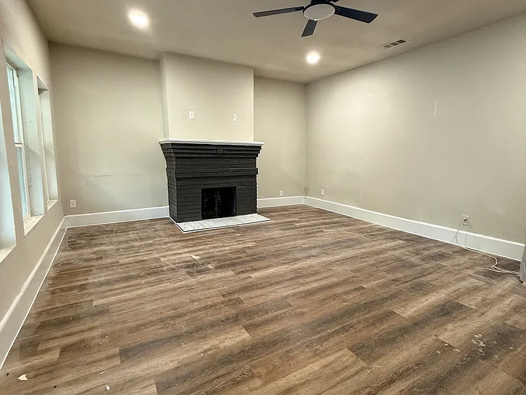 5211 S Malcolm X Blvd — Photo 6
