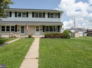 523 W 3rd Ave, Parkesburg, PA 19365