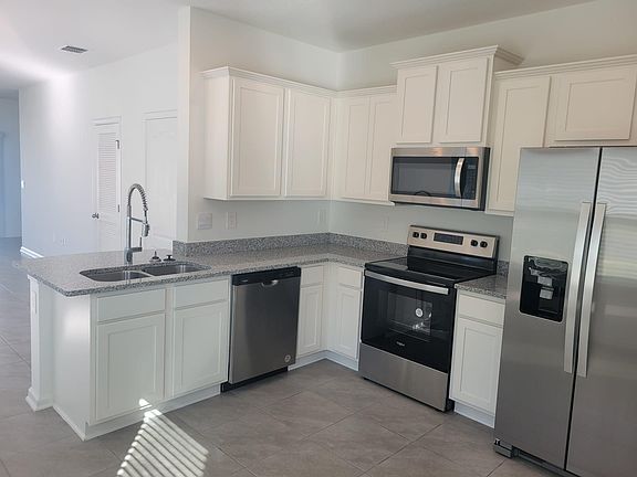 5th image of 442 Talulla Trail St