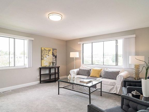 5th image of 1323 Forestdale Ct #1323