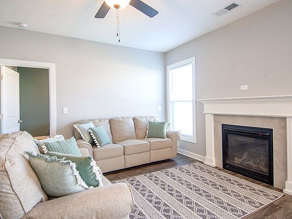 5th image of 2650 Cherry Blossom Ct