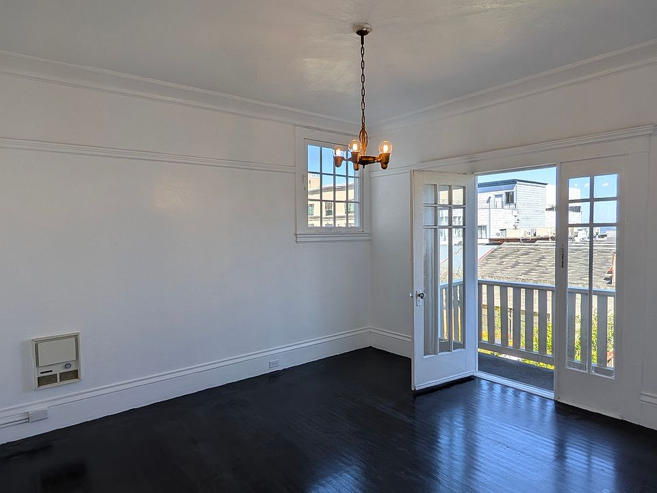 Bedroom 2 with original vintage art deco chandelier