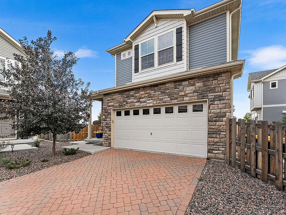 1st image of 26256 E Byers Pl