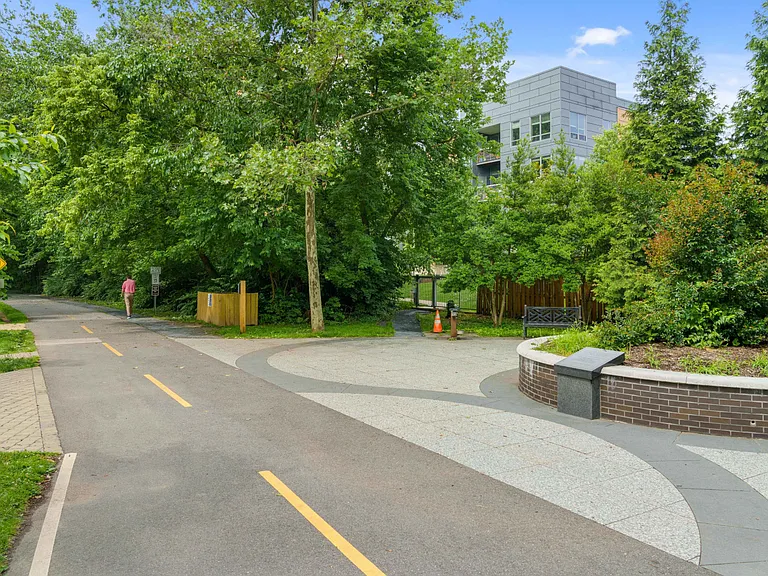 7001 Arlington at Bethesda — Photo 16