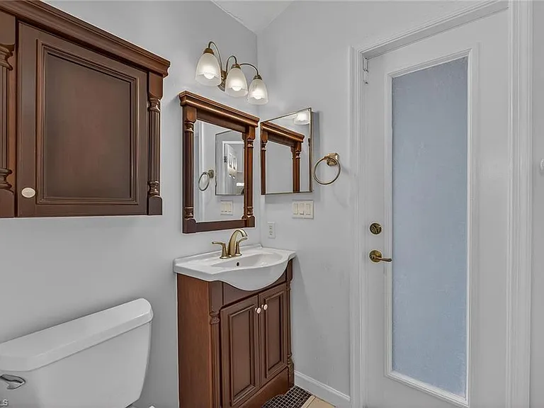 2729 Branch Ln — Photo 11