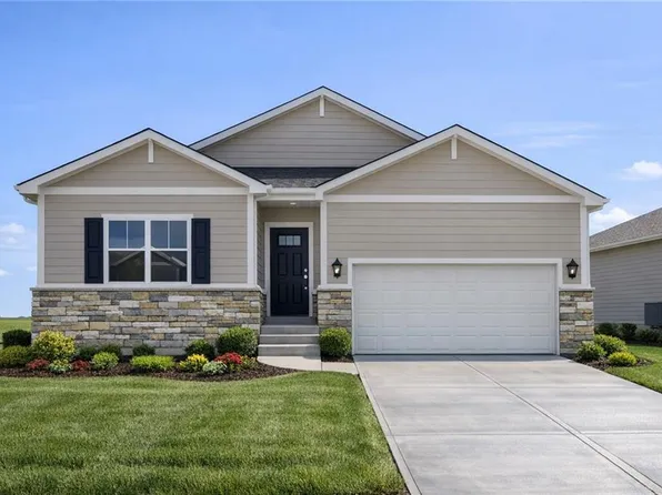 25231 W 177th Ter, Gardner, KS 66030