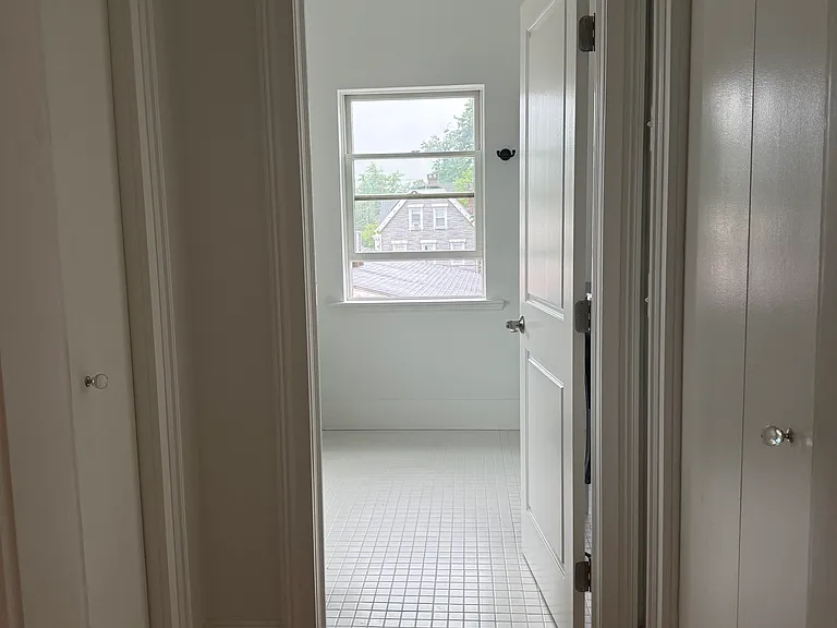 179 Main St #3 — Photo 6