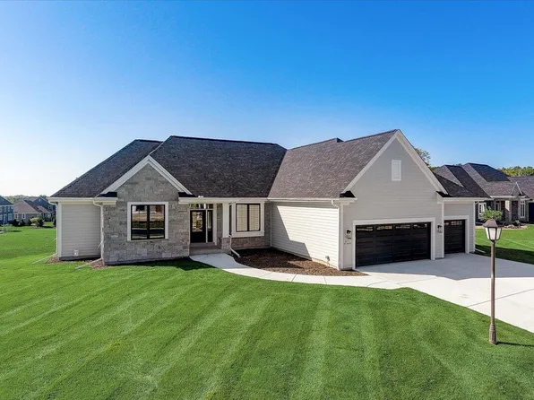 N111W12543 Strawgrass LANE UNIT Lt41, Germantown, WI 53022