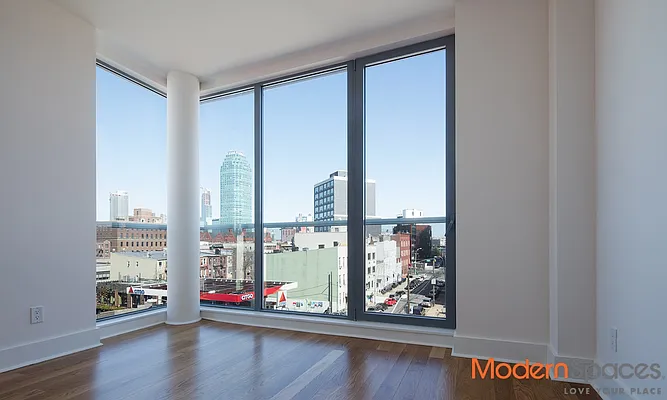 Sold by Modern Spaces | media 2