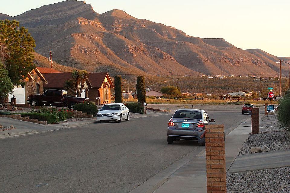 2nd image of 109 Shadow Mountain Dr
