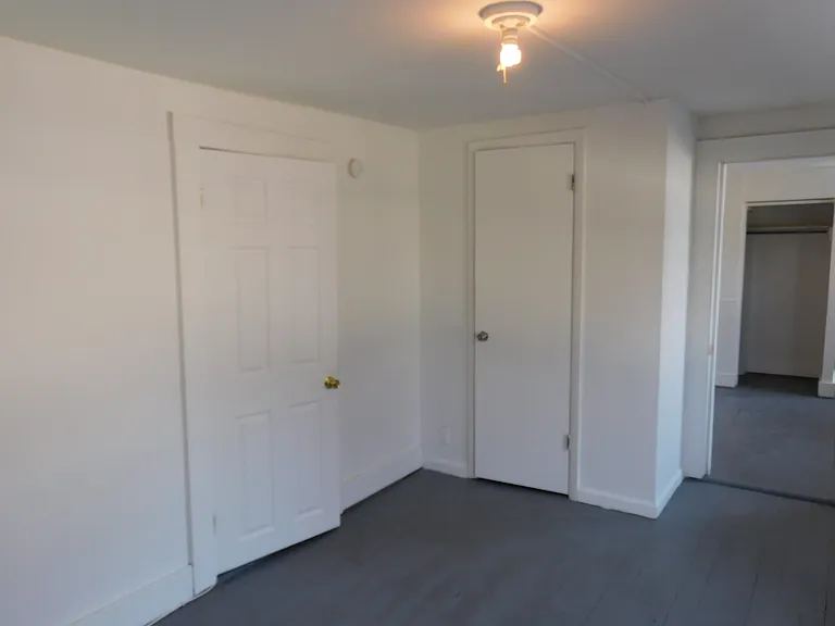 145 King George St — Photo 5