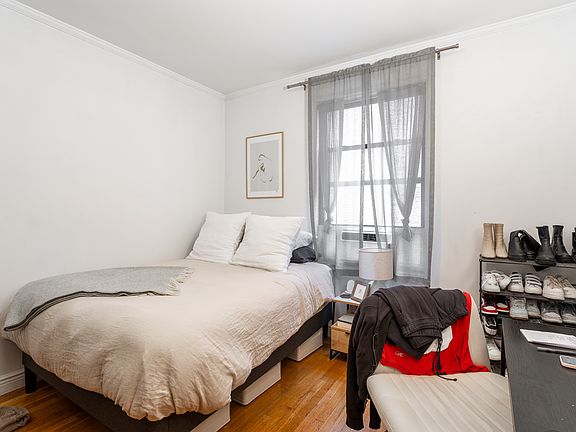 4th image of 11 W 8th St APT 3D