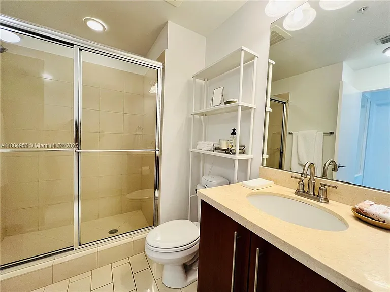 79 SW 12th St #1510 — Photo 25