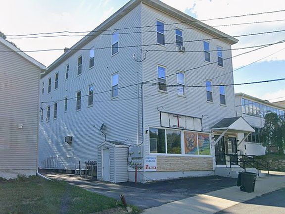 3rd image of 255 Main St #B