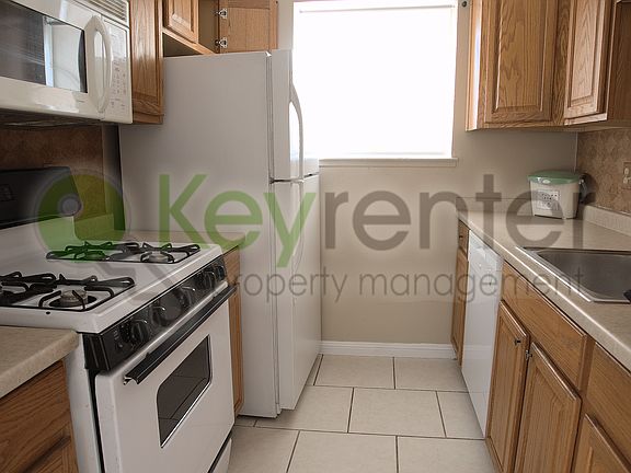 5th image of 6228 Longford Dr APT 4