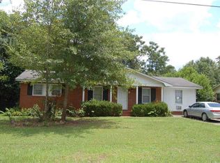 317 E Imperial Cir, Warner Robins, GA 31093