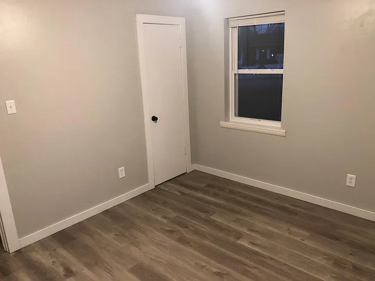 120 E Lincoln St — Photo 14