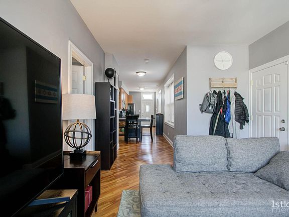 4th image of 4007 N Leamington Ave #3