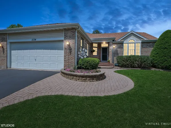 1134 Chickory Ridge Trl, Cary, IL 60013