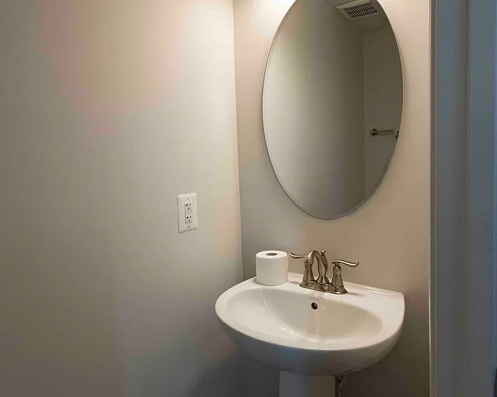 930 Dawes Ct — Photo 6