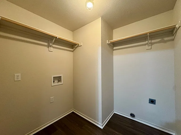 10201 Iris Ln #A — Photo 10