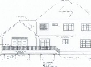 21 Harwood Dr, Danbury, CT 06810