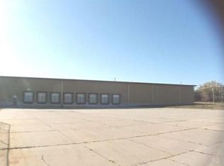 916 N Shady Bend Rd, Grand Island, NE 68801