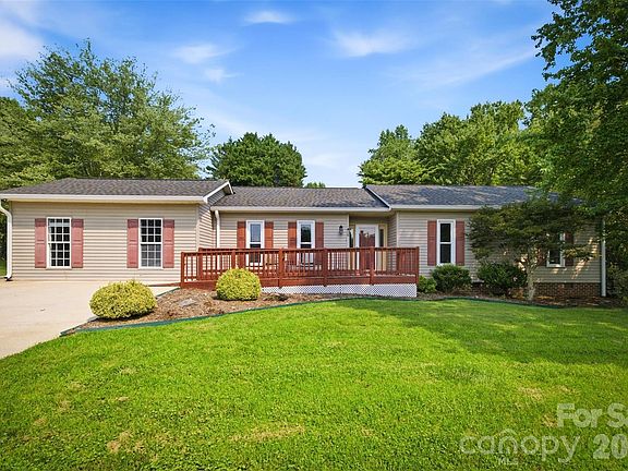 2nd image of 1806 Kyle Ct