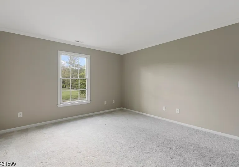 24 Spring Valley Blvd — Photo 19