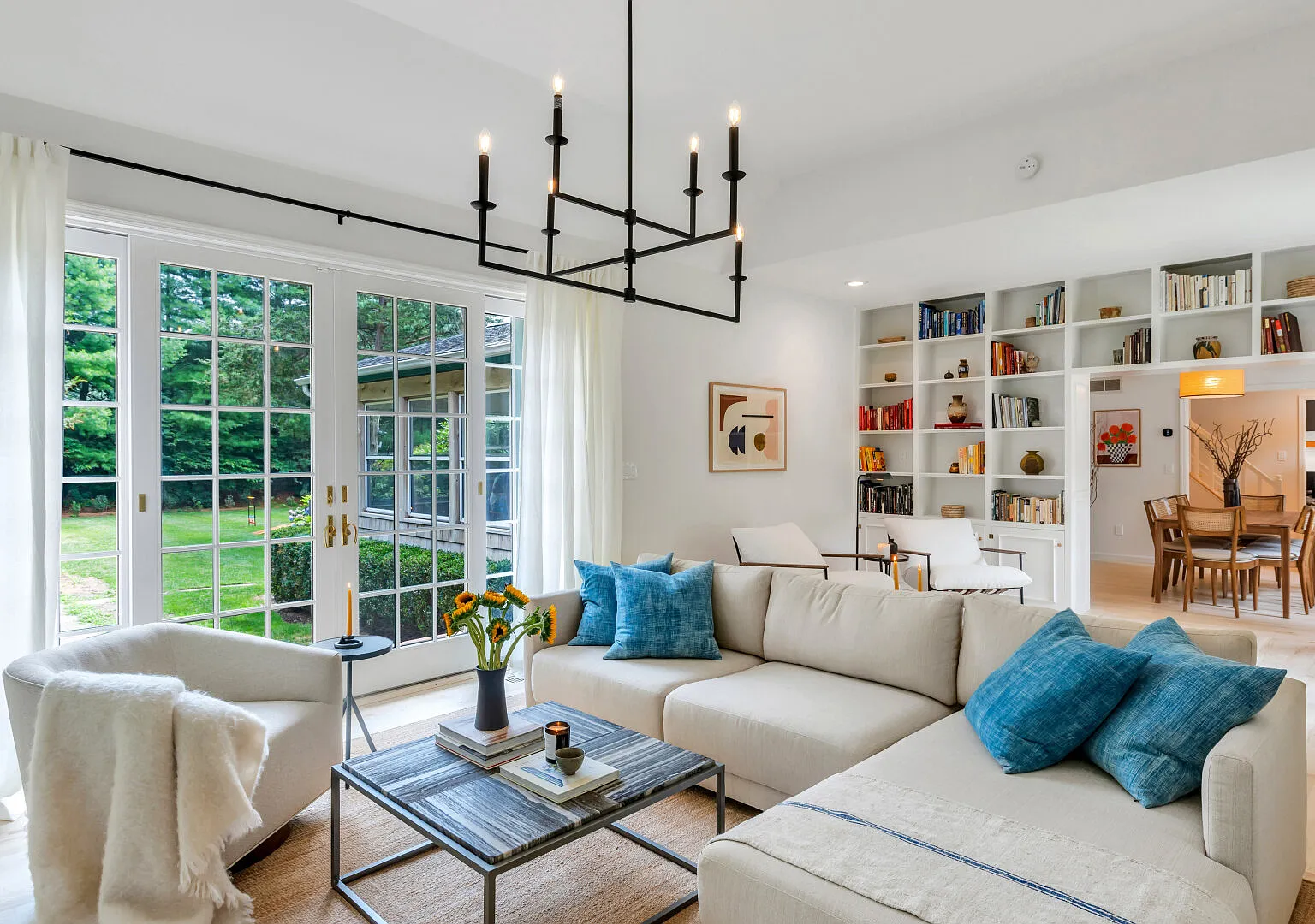 East Hampton home 2 miles from the beach — Photo 3