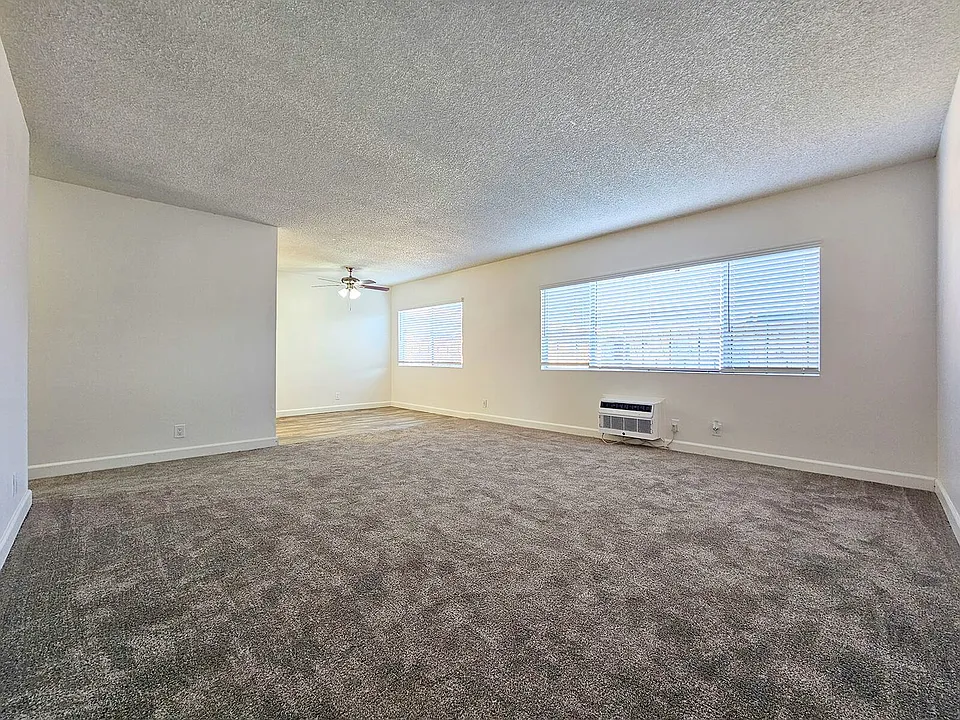 193 W Park Ave
