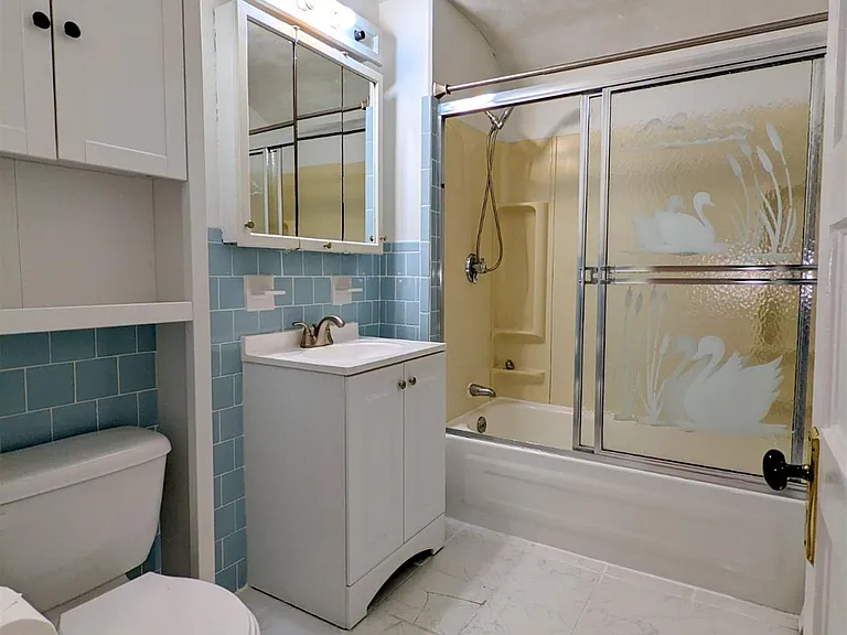 15 Hill St #3 — Photo 8