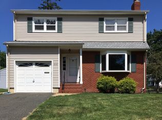 2137 Mapleview Ct, Scotch Plains, NJ 07076
