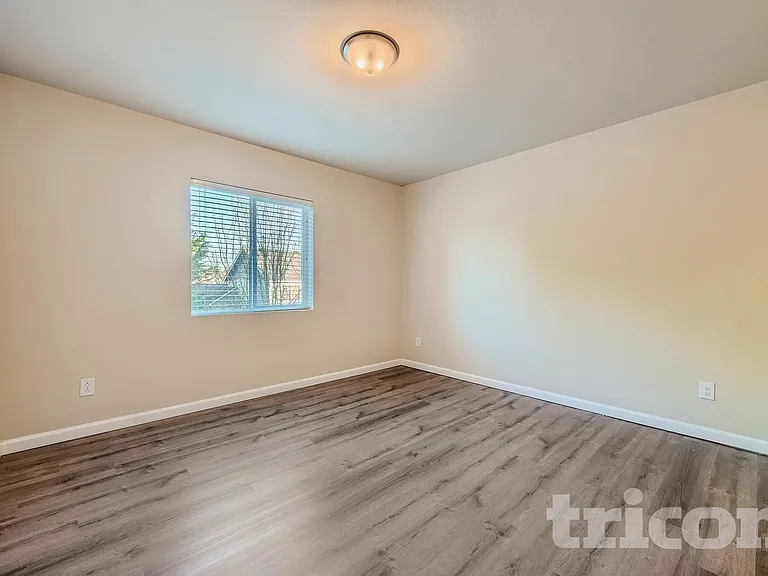3322 Nova St NE — Photo 15